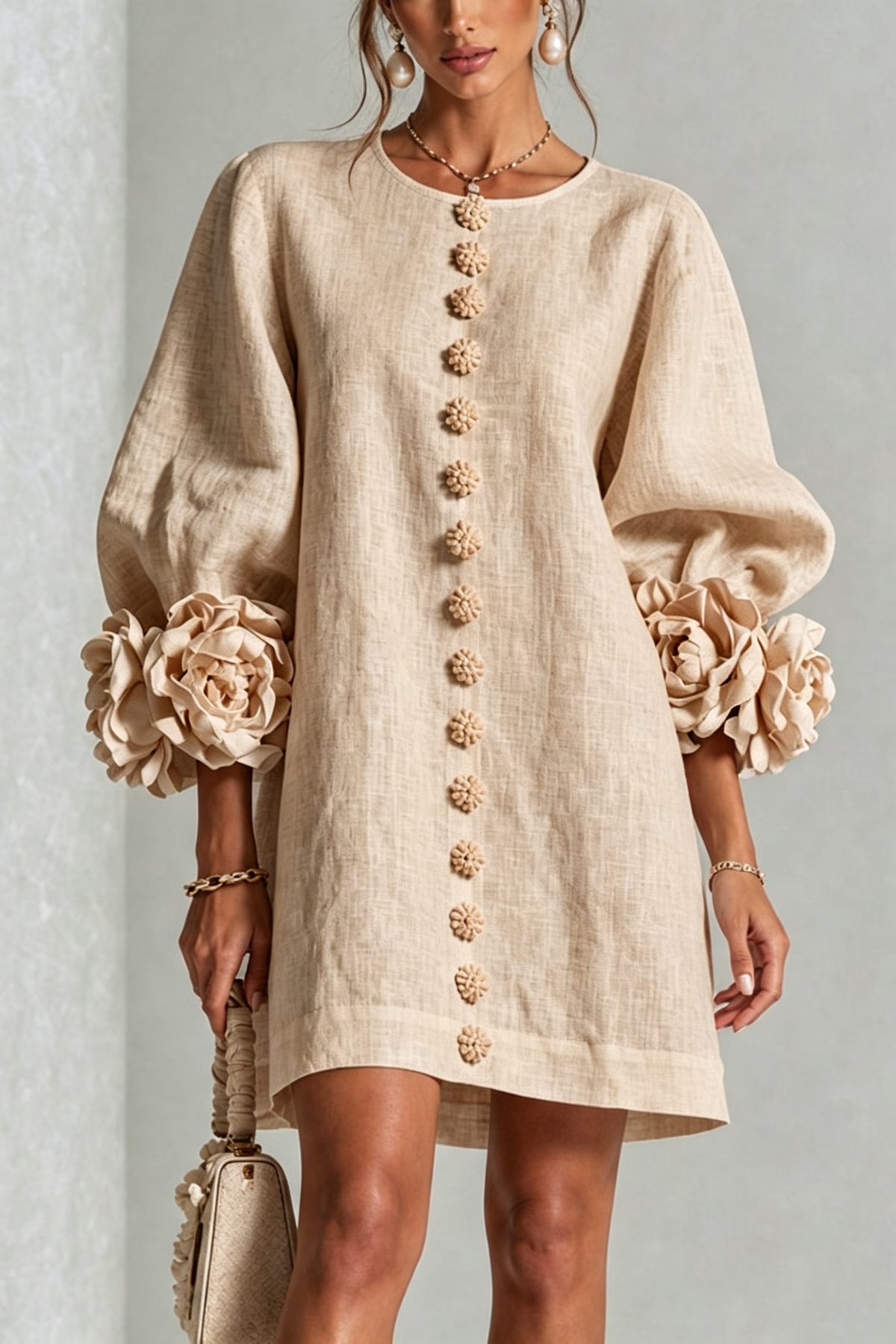 Vestido mini de lino con puños anudados