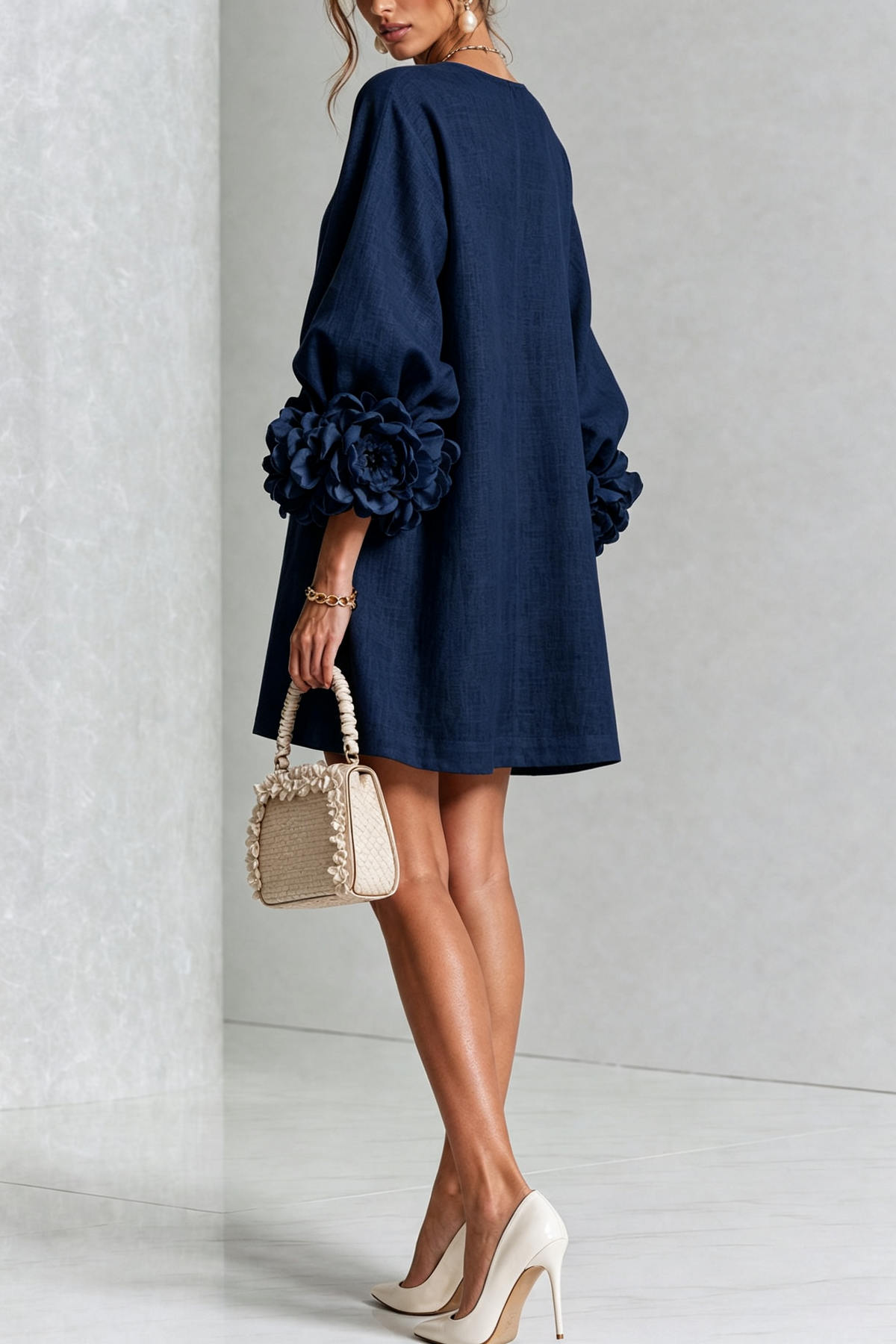 Vestido mini de lino con puños anudados