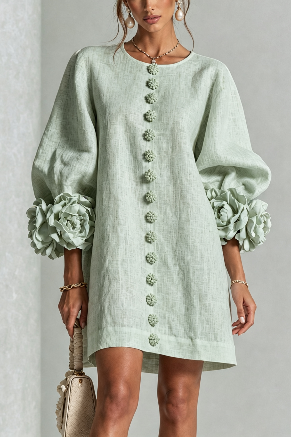 Vestido mini de lino con puños anudados